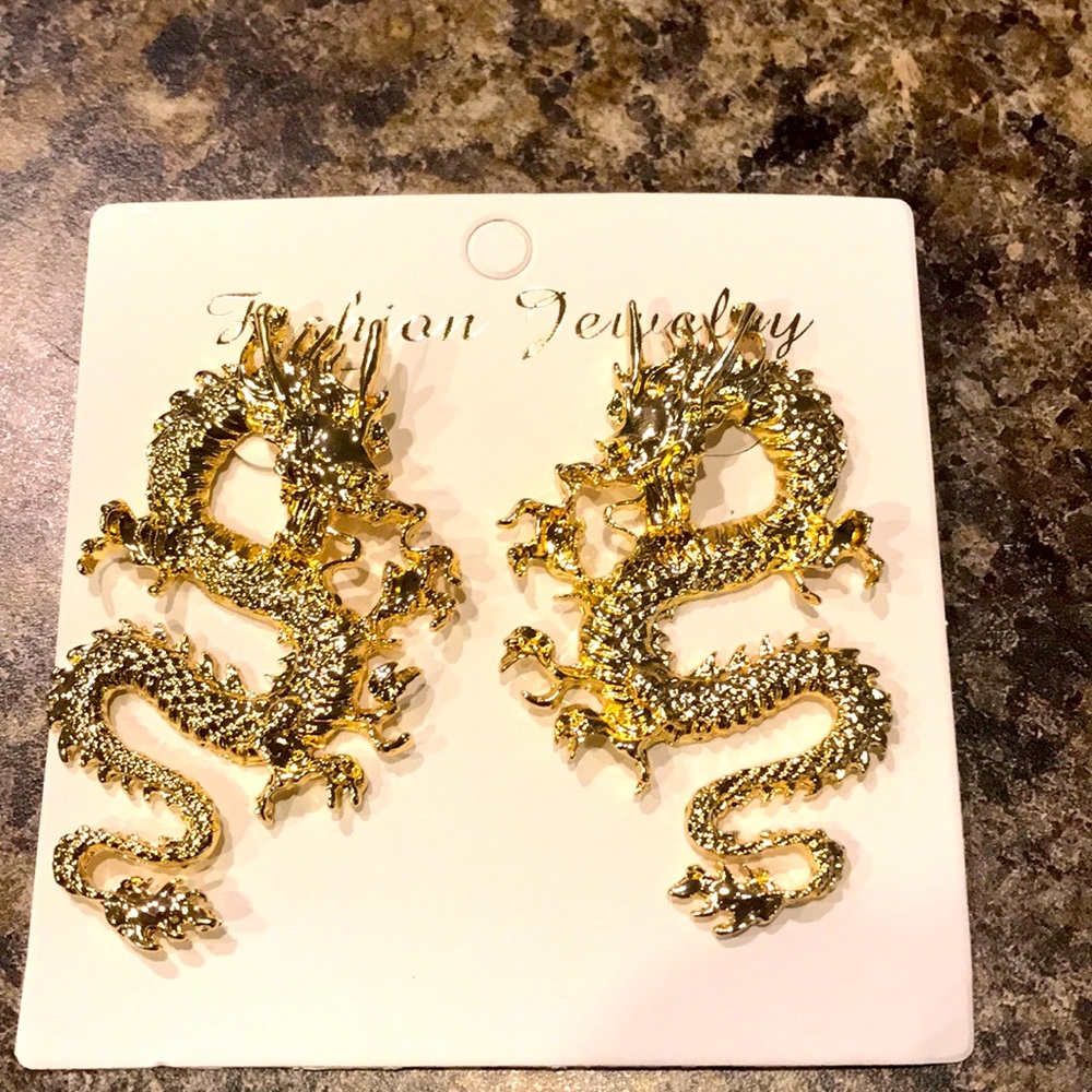 Gold dragon earrings new with tag 🐉
